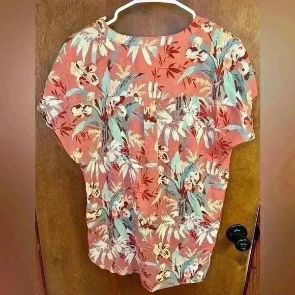 Women’s Columbia Button Up Top - Picture 3 of 5